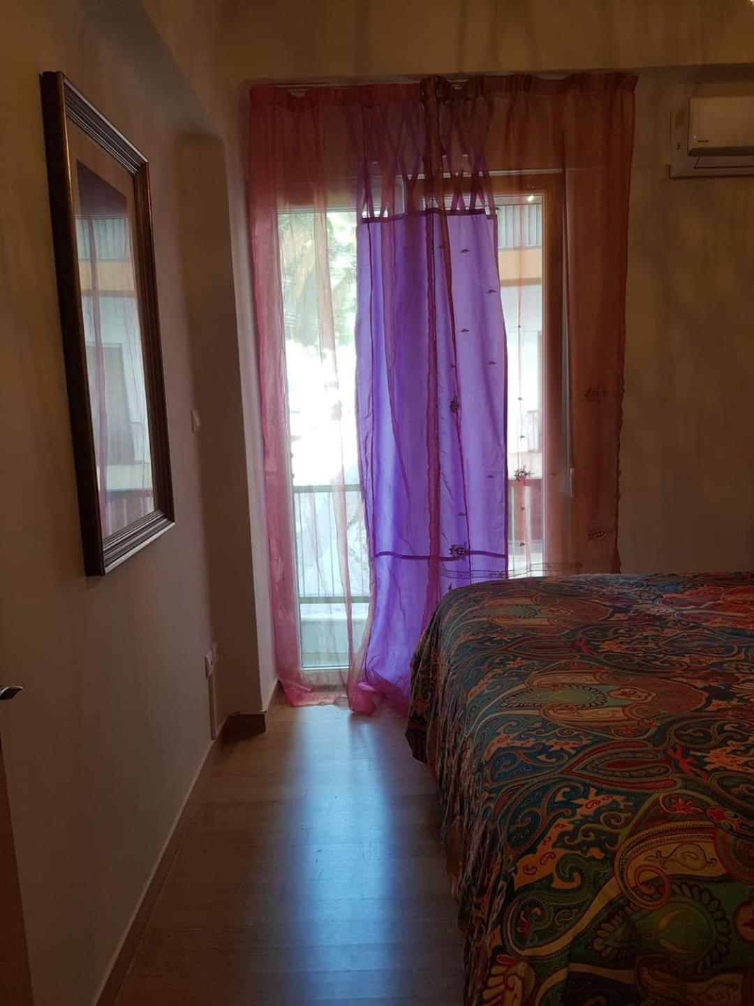 Urban By The Sea Apartment Piraeus Bagian luar foto