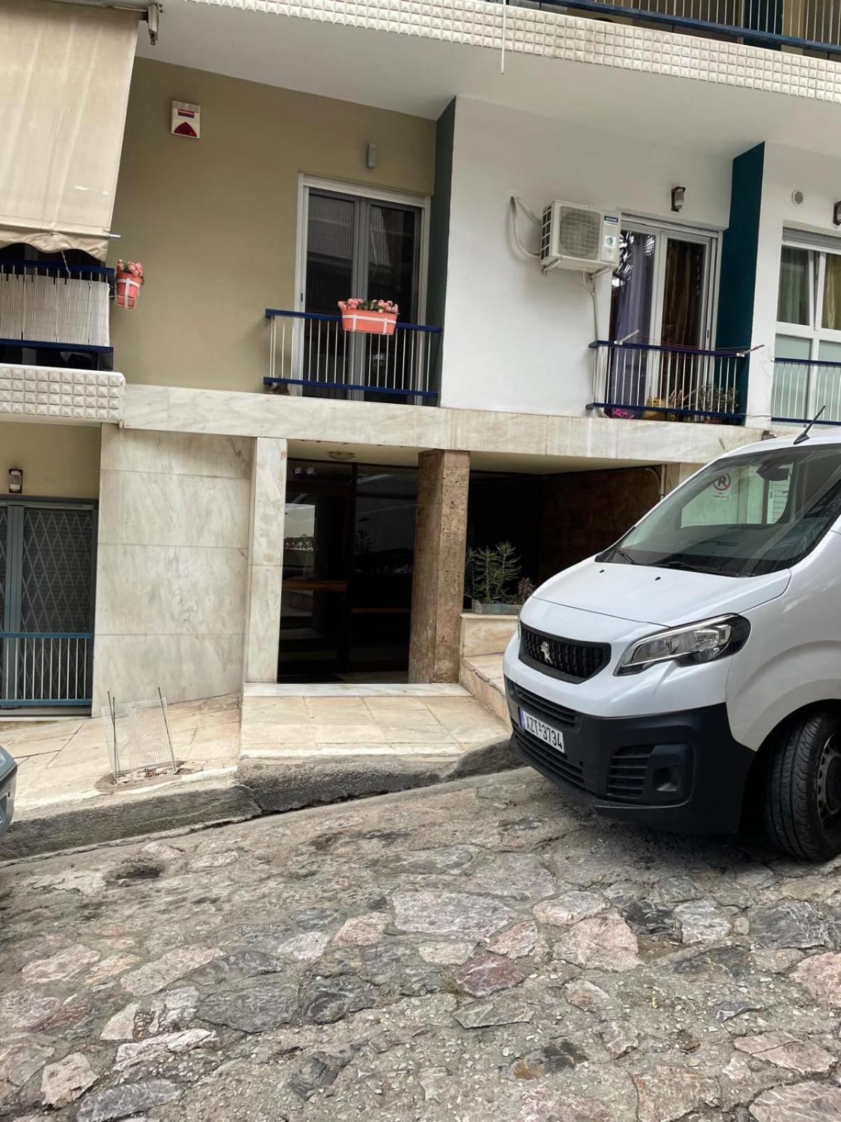 Urban By The Sea Apartment Piraeus Bagian luar foto