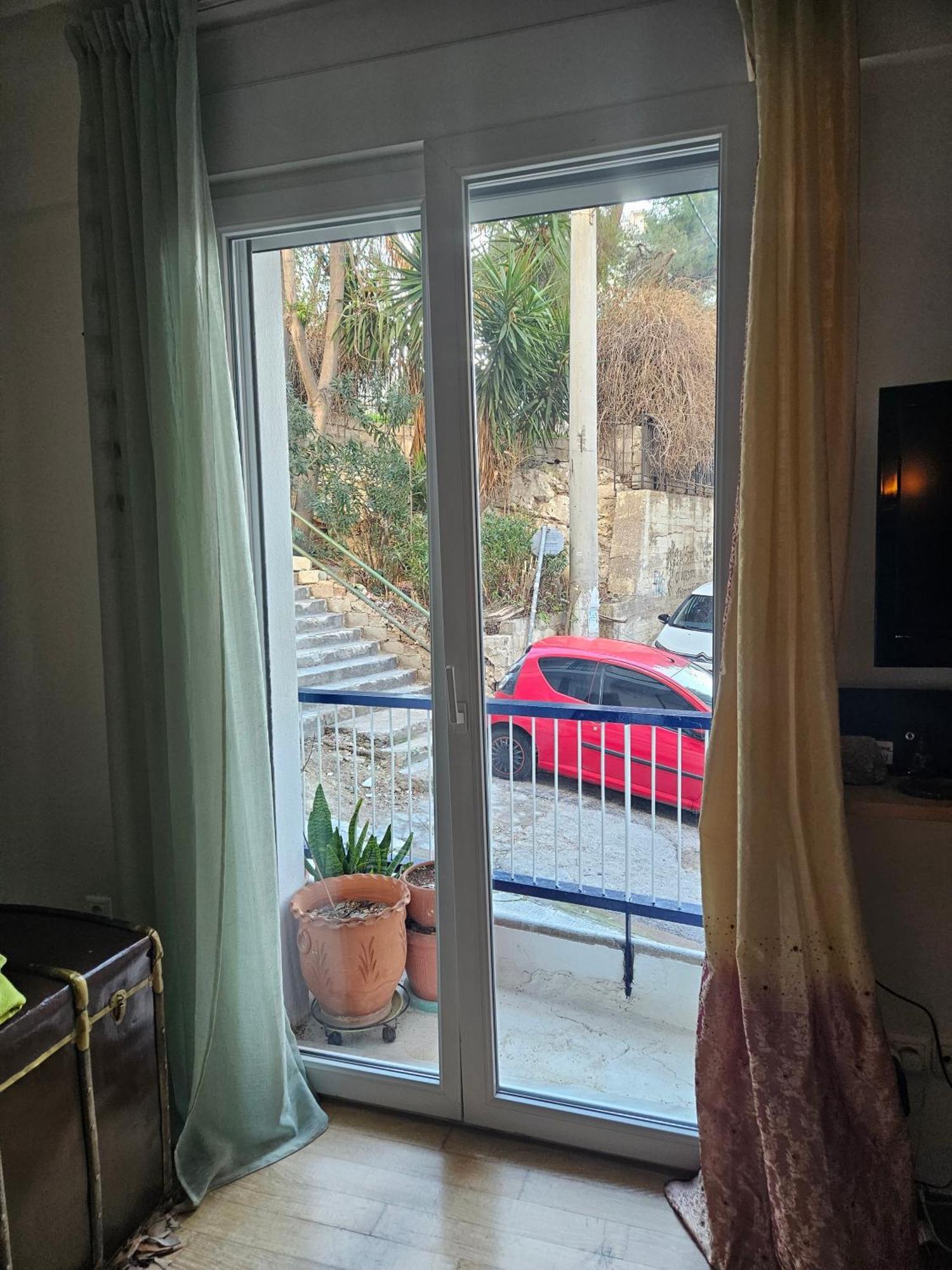 Urban By The Sea Apartment Piraeus Bagian luar foto